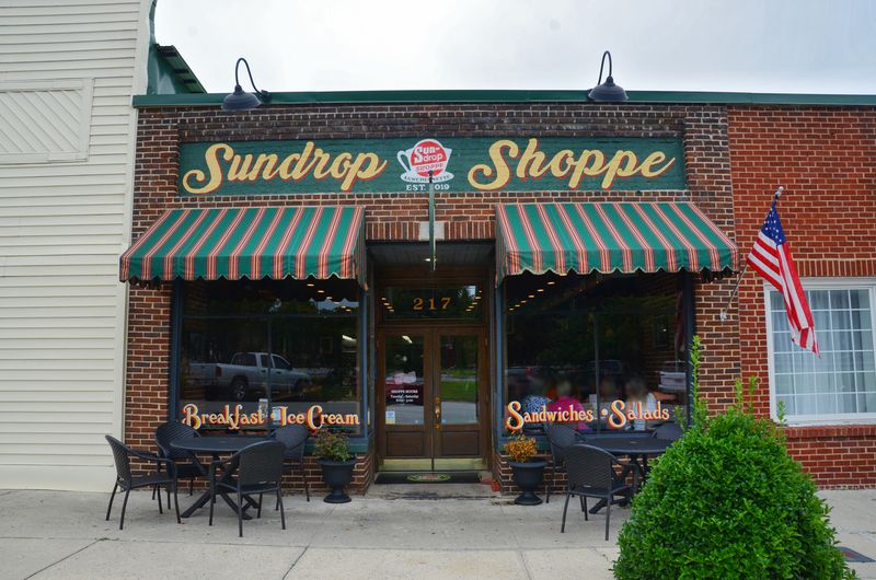 Sundrop Shoppe & Luncheonette Sundrop Shoppe & Luncheonette