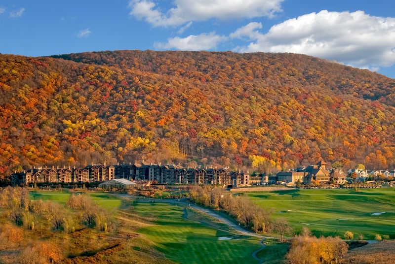 Sweeping Appalachian Mountain views follow guests from sunrise to sunset Sweeping Appalachian Mountain views follow guests from sunrise to sunset