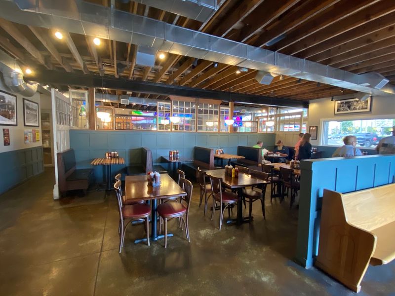 Sweet P's Uptown Corner — Knoxville