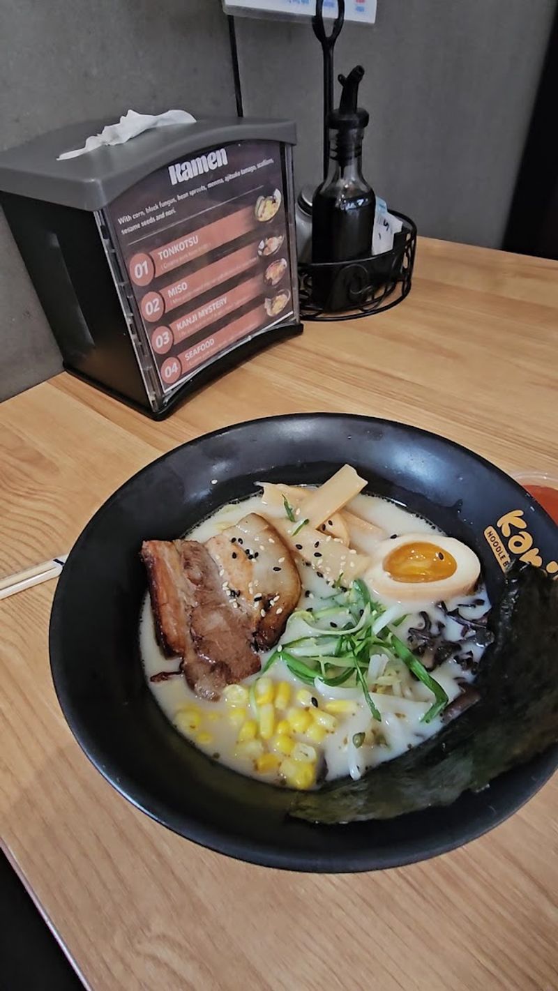 Tableside Hot Pot and Custom Ramen Put You in Charge Tableside Hot Pot and Custom Ramen Put You in Charge