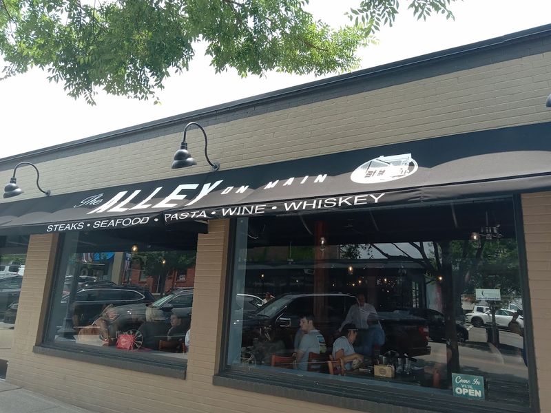 The Alley on Main — Murfreesboro The Alley on Main — Murfreesboro
