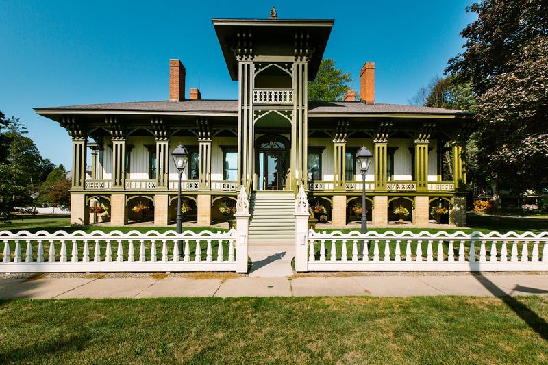 The Annual Home Tour That Draws Thousands to Calhoun County The Annual Home Tour That Draws Thousands to Calhoun County