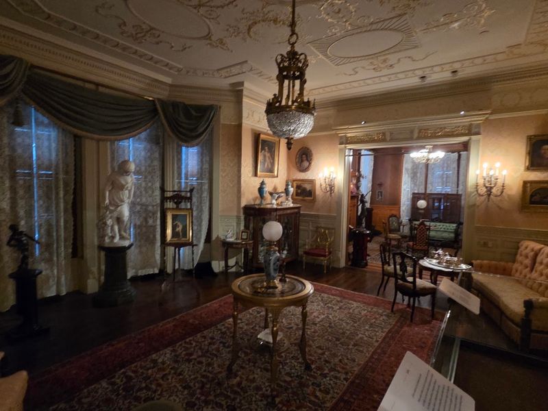 The Ballantine House and Planetarium Make This More Than an Art Museum The Ballantine House and Planetarium Make This More Than an Art Museum