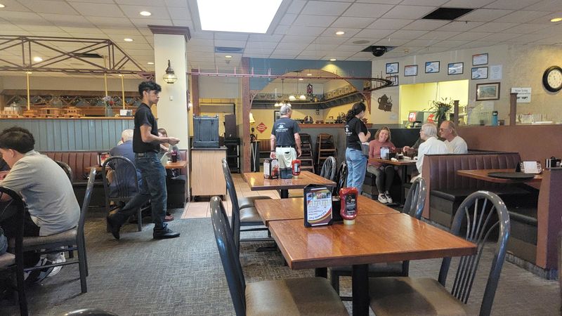 The Best Reviews Praise Warm Service And Relaxed Atmosphere The Best Reviews Praise Warm Service And Relaxed Atmosphere
