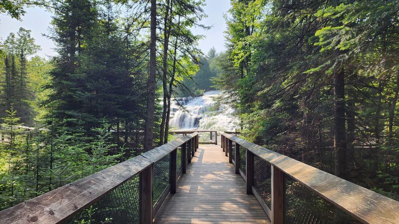 The Boardwalk That Puts You Right in the Action The Boardwalk That Puts You Right in the Action