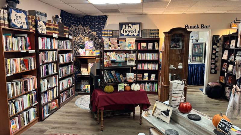 The Book Burrow (Pflugerville) The Book Burrow (Pflugerville)