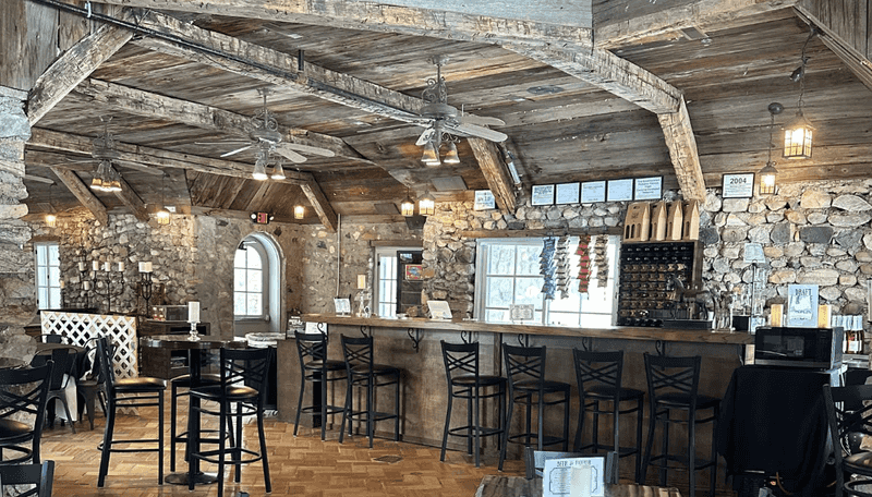 The Castle Pub and Wine Tasting Experience The Castle Pub and Wine Tasting Experience