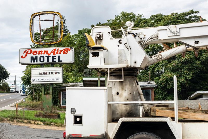 The Comfort of a True Roadside Hub