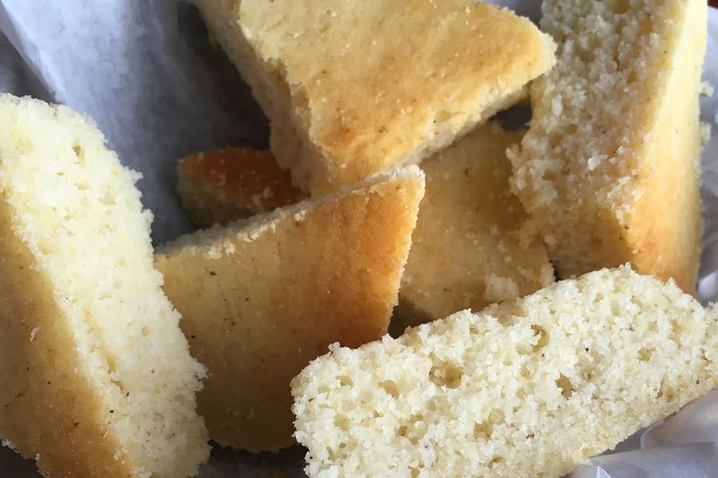 The Complimentary Cornbread Sets the Tone Fast The Complimentary Cornbread Sets the Tone Fast