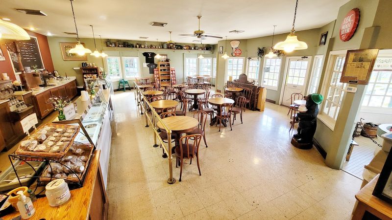 The Cozy Creamery Setting Adds to the Experience The Cozy Creamery Setting Adds to the Experience