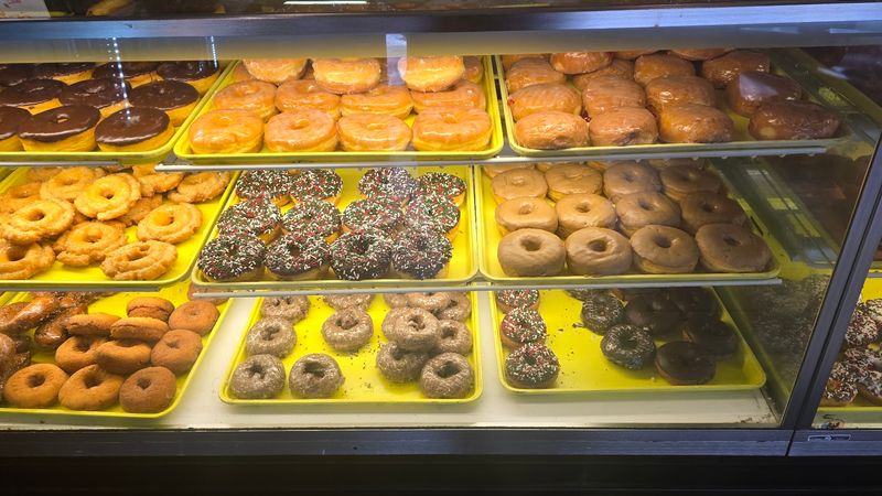 The Cream-Filled and Cake Donut Lineup in Michigan Worth Driving For