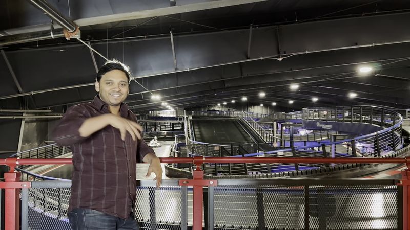The Edison Complex Built Around the World’s Largest Indoor Multilevel Karting Track The Edison Complex Built Around the World’s Largest Indoor Multilevel Karting Track
