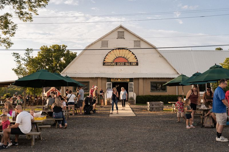 The Farmhouse Grill Serves Up the Perfect Summer Dinner