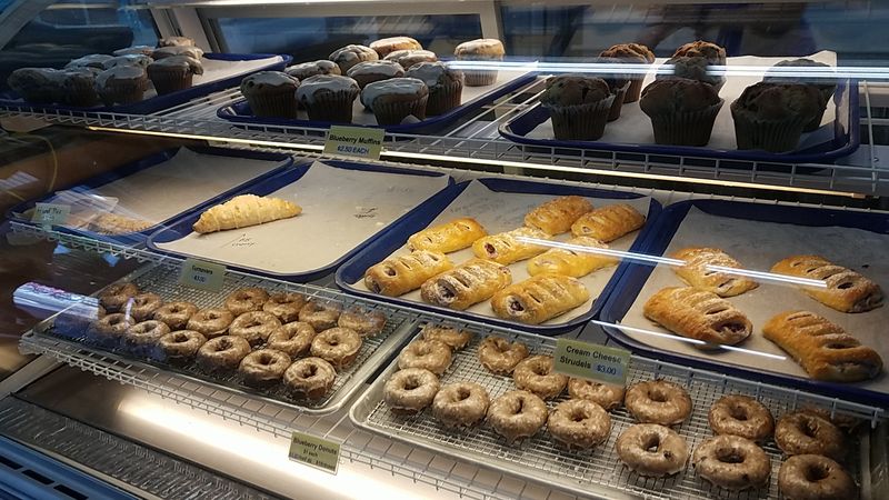 The Food Counter That Keeps Everyone Coming Back