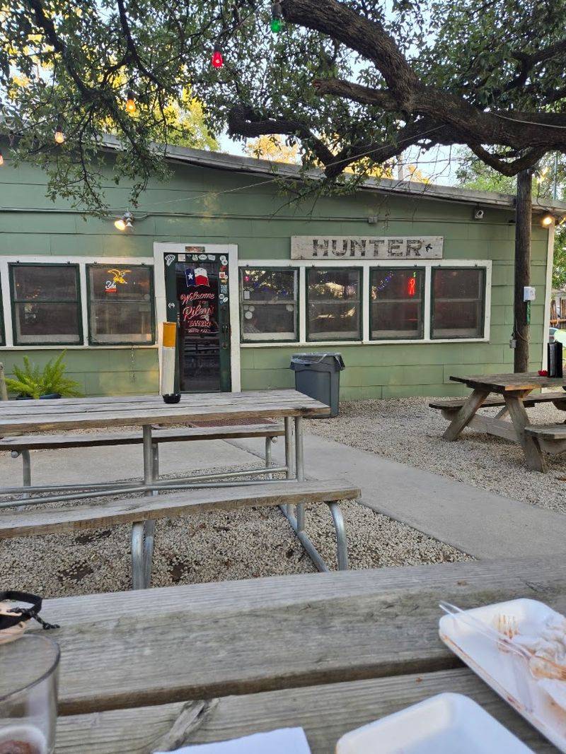 The Food Truck Solution to Honky-Tonk Hunger The Food Truck Solution to Honky-Tonk Hunger