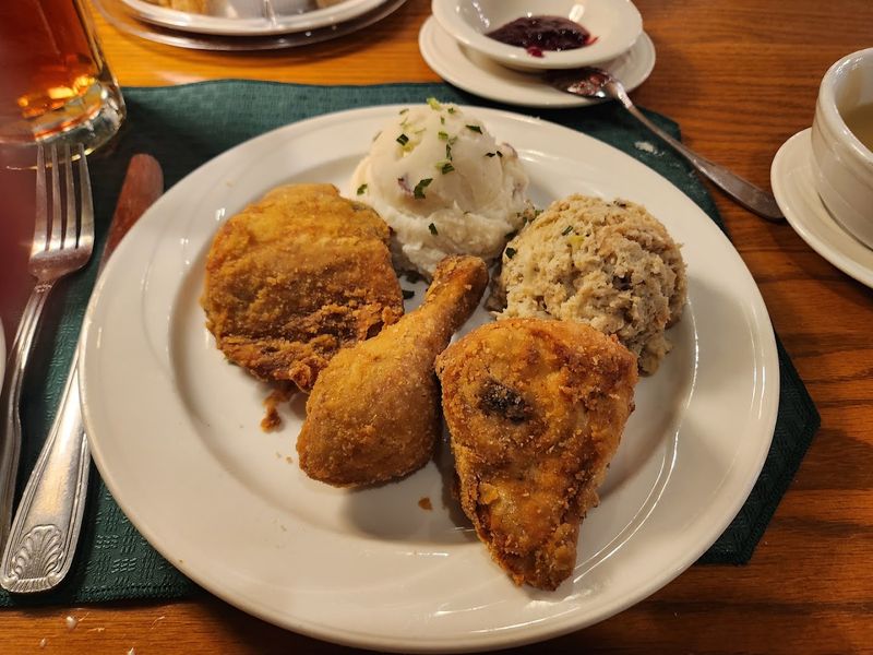 The Fried Chicken That Made Frankenmuth Famous Across the Midwest The Fried Chicken That Made Frankenmuth Famous Across the Midwest