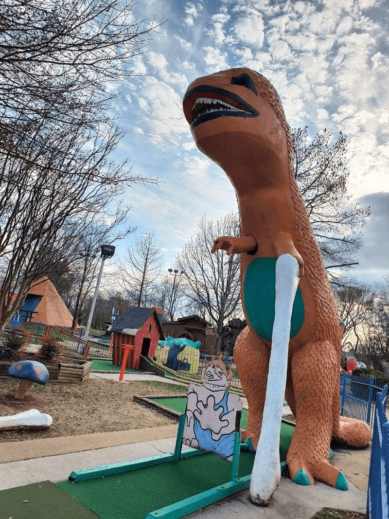 The Giant Dinosaur Makes An Unforgettable First Impression