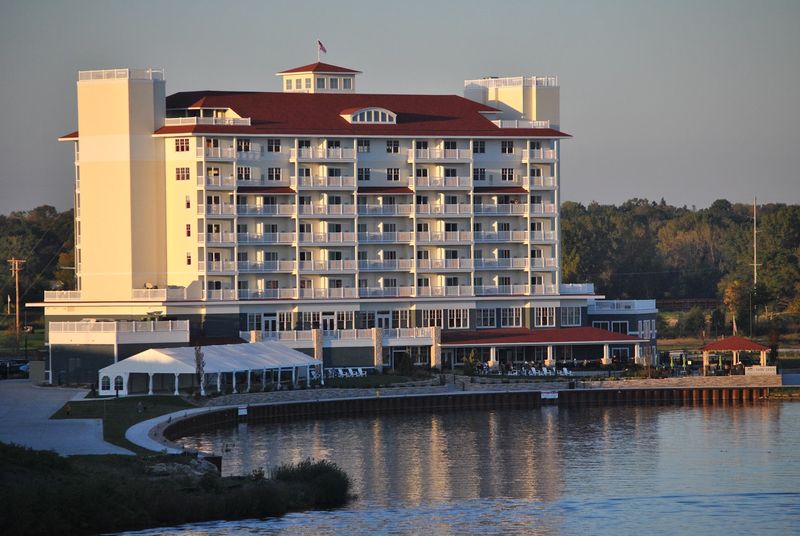 The Inn at Harbor Shores – St. Joseph