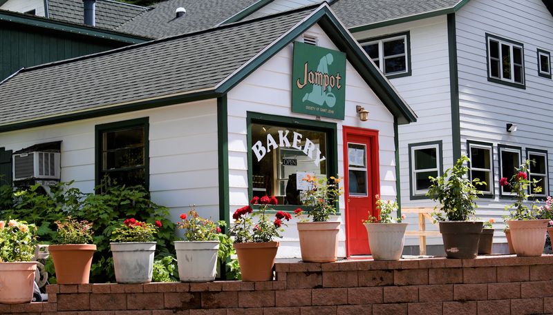 The Jampot – Eagle Harbor The Jampot – Eagle Harbor