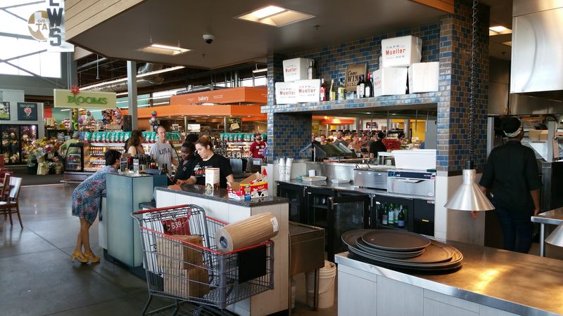 The Main Street Food Hall & Bar Experience The Main Street Food Hall & Bar Experience