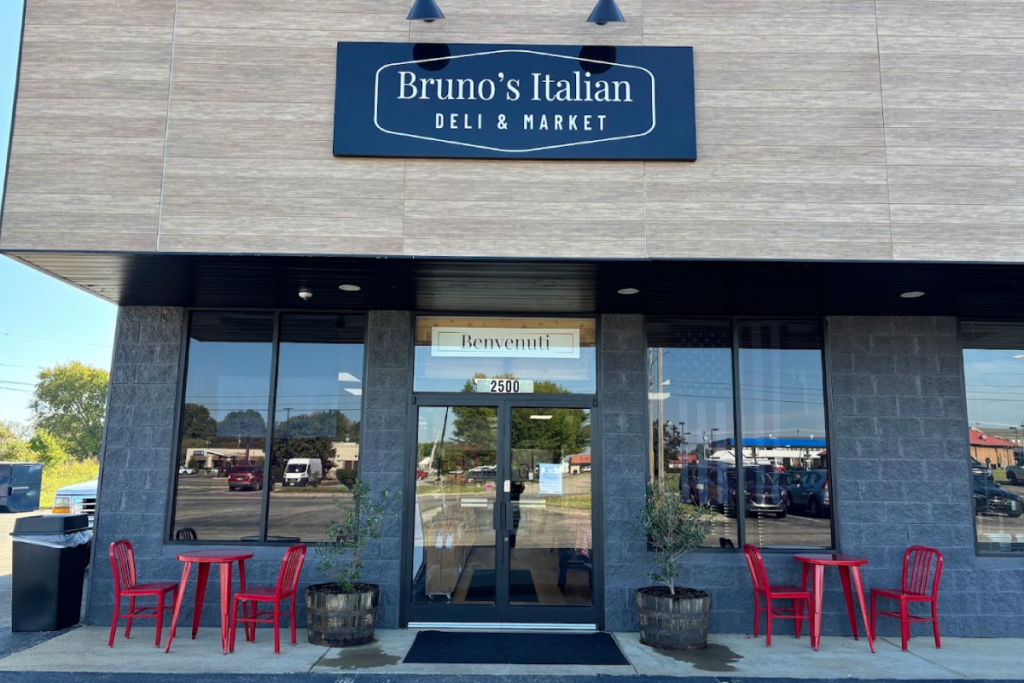 The Massive Italian Sandwiches at This Tennessee Deli Are Worth Every Mile