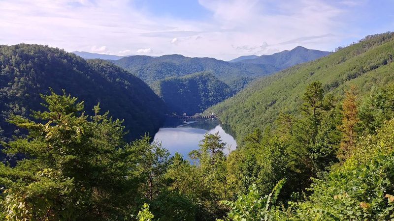 The Mountain Views That Make Calderwood Lake Feel Like a Secret The Mountain Views That Make Calderwood Lake Feel Like a Secret