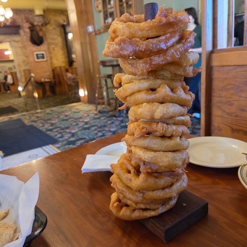 The Onion Rings That Practically Announce Themselves