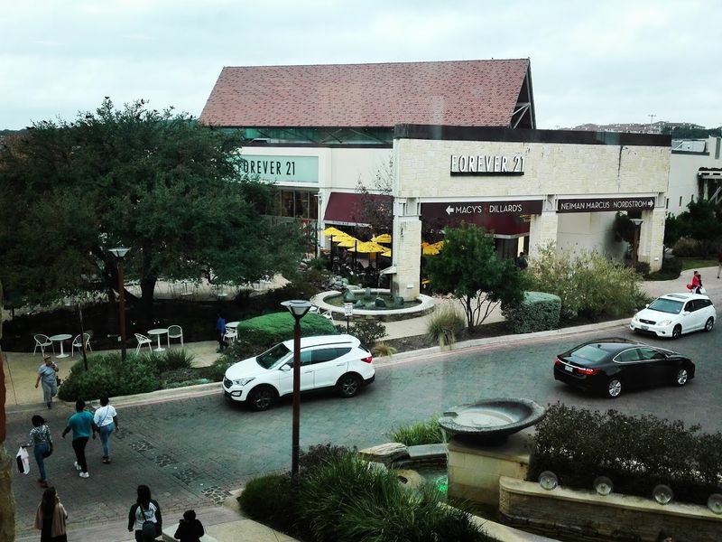 The Parking Situation Everyone Loves to Complain About The Parking Situation Everyone Loves to Complain About