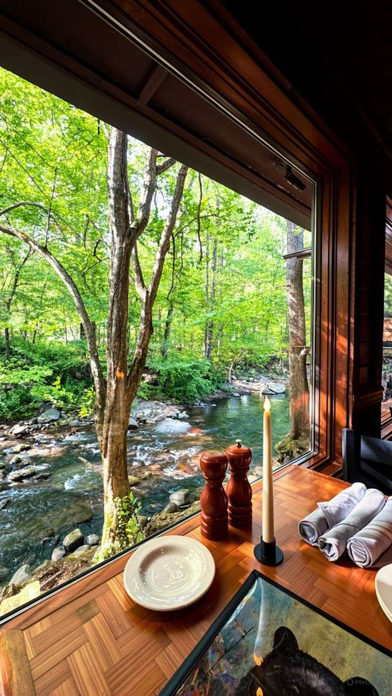 The Peddler Steakhouse – Gatlinburg