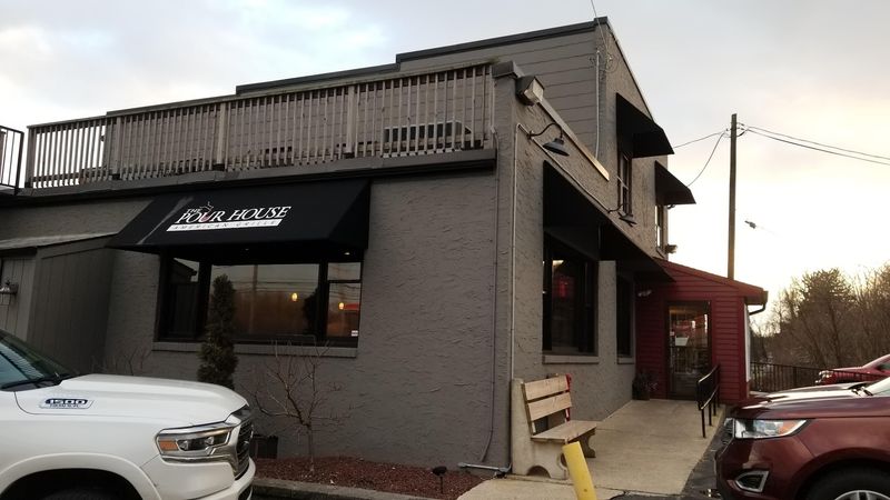 The Pour House American Grille