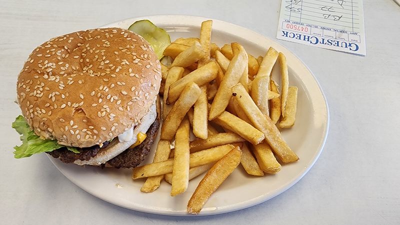 The Real Takeaway for Your Next Burger Run The Real Takeaway for Your Next Burger Run
