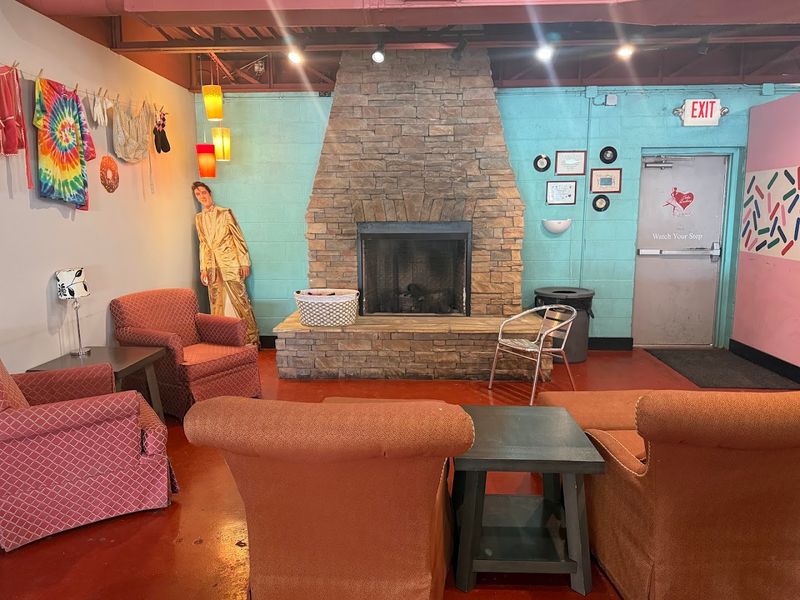 The Retro Atmosphere Everyone Talks About