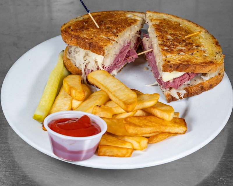 The Reuben That Sparks Long Island Memories The Reuben That Sparks Long Island Memories