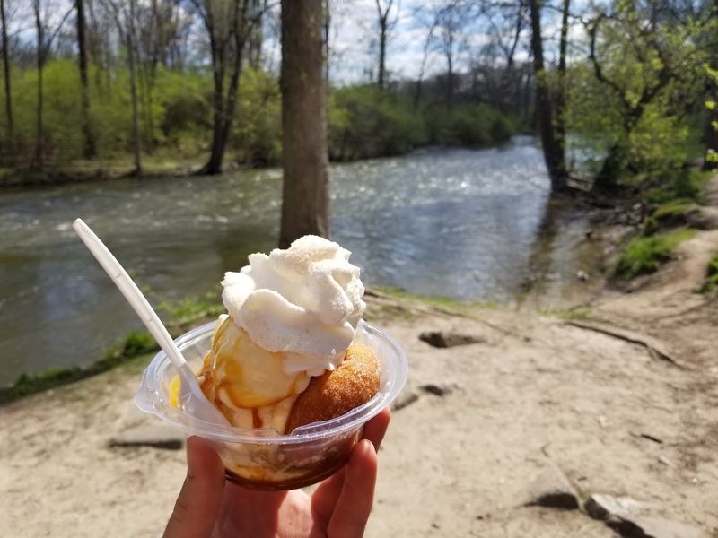 The Riverside Trail That Turns a Snack Run Into an Afternoon The Riverside Trail That Turns a Snack Run Into an Afternoon