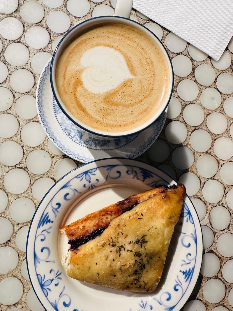 The Salted Caramel Latte Everyone Keeps Mentioning