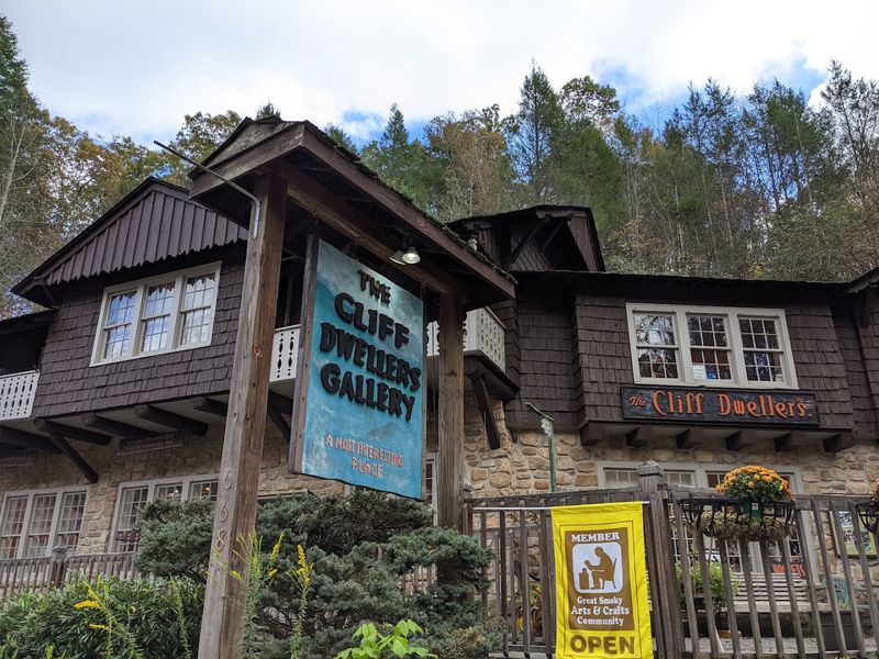 The Scenic Eight-Mile Loop Makes Exploring Part of the Fun