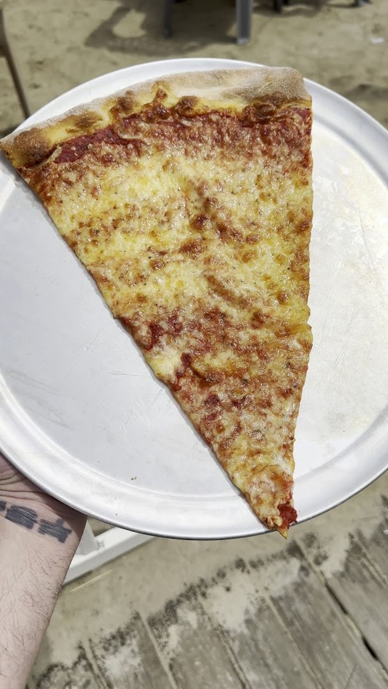 The Seaside Park Boardwalk Adds Salt Air and Ocean Views to Every Bite