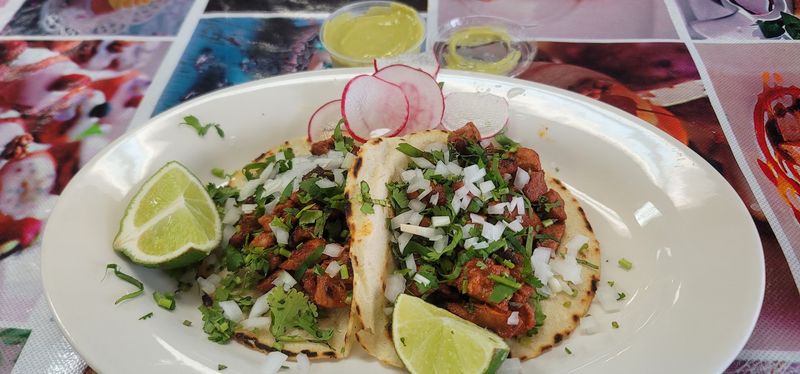 The Taco Station Is an Easy Place to Linger