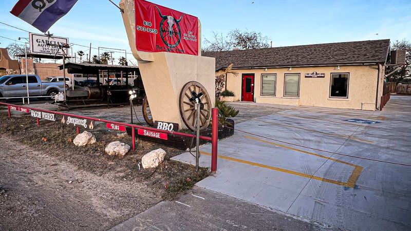 The Wagon Wheel (Eagle Pass) The Wagon Wheel (Eagle Pass)