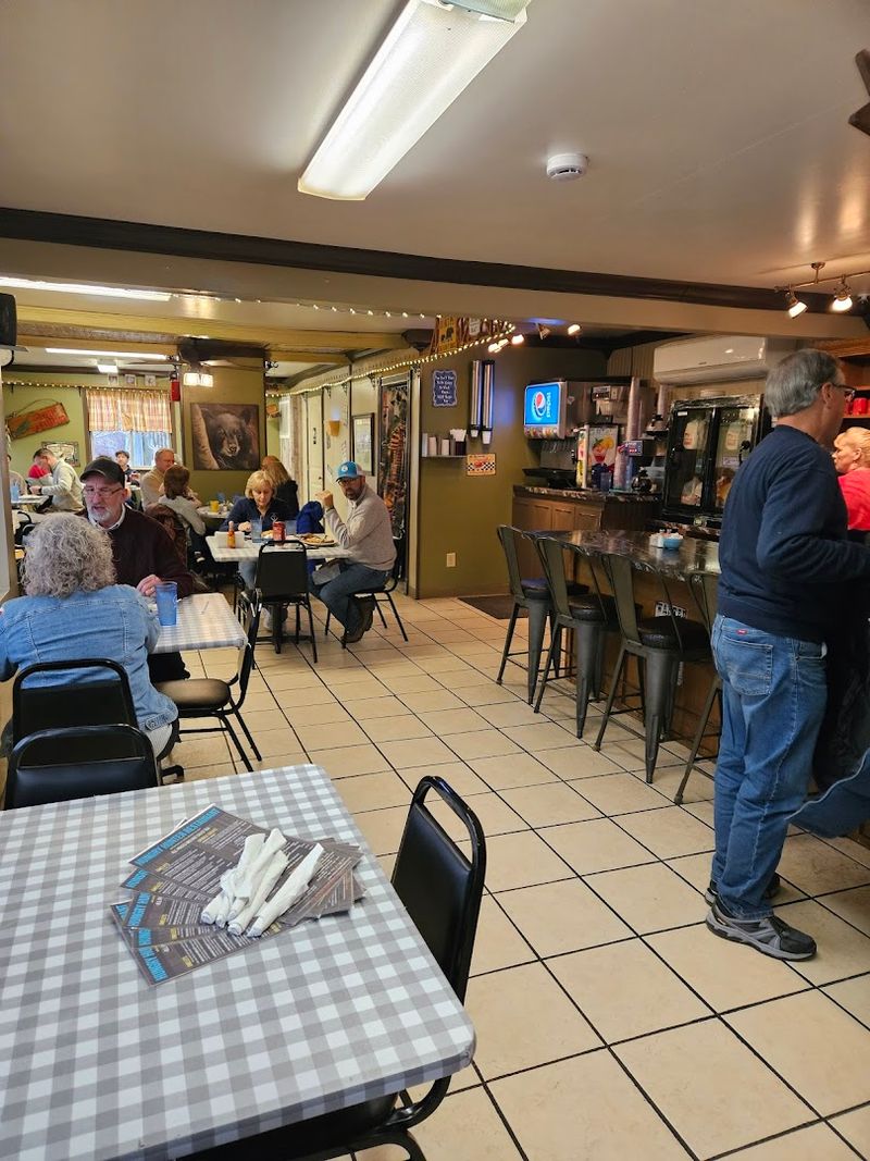 The cozy atmosphere adds to the appeal The cozy atmosphere adds to the appeal