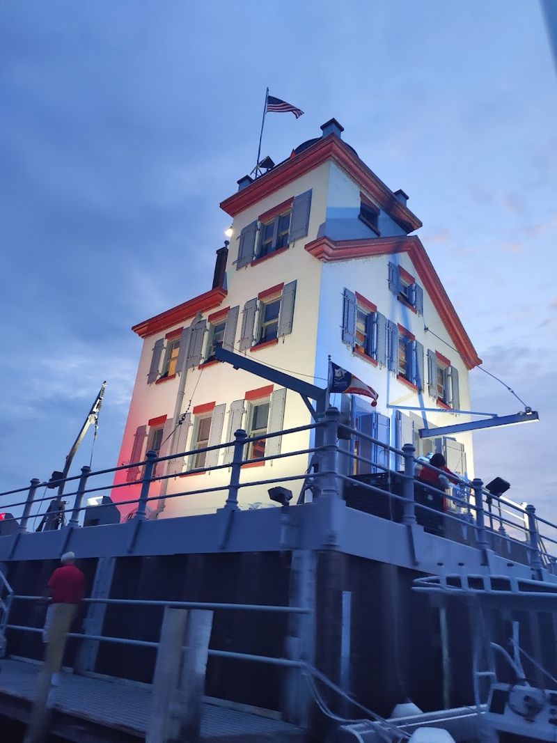 The lighthouse through the seasons