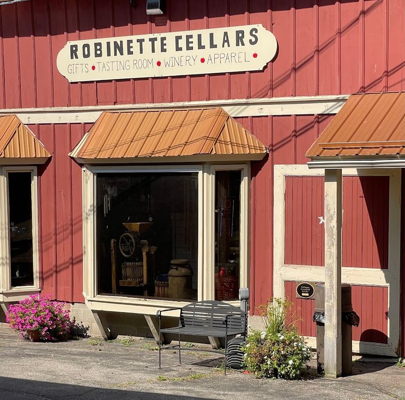 The tasting room keeps the trip focused on wine