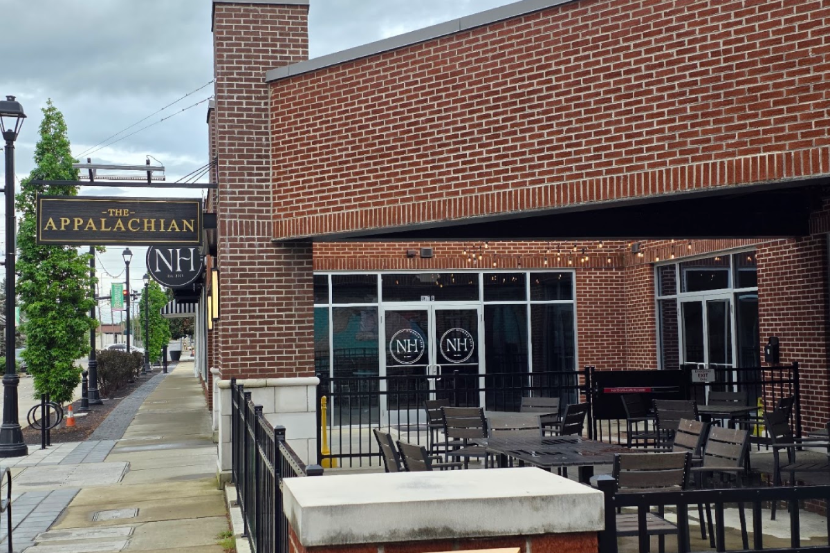 These 10 Tennessee Restaurants Won National Attention Without Losing Their Local Soul