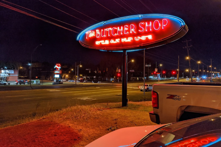 These 10 West Tennessee Steakhouses Are Worth Every Mile Of The Drive