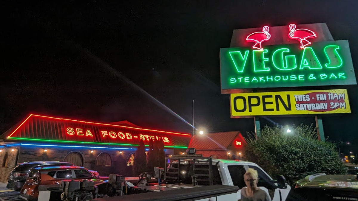 These 11 Tennessee Steakhouses Look Humble Outside But Serve Seriously Big Flavor