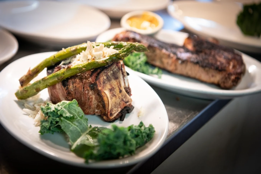 This 90-Year-Old Steakhouse Is Still One of Tennessee’s Most Beloved Dinner Spots