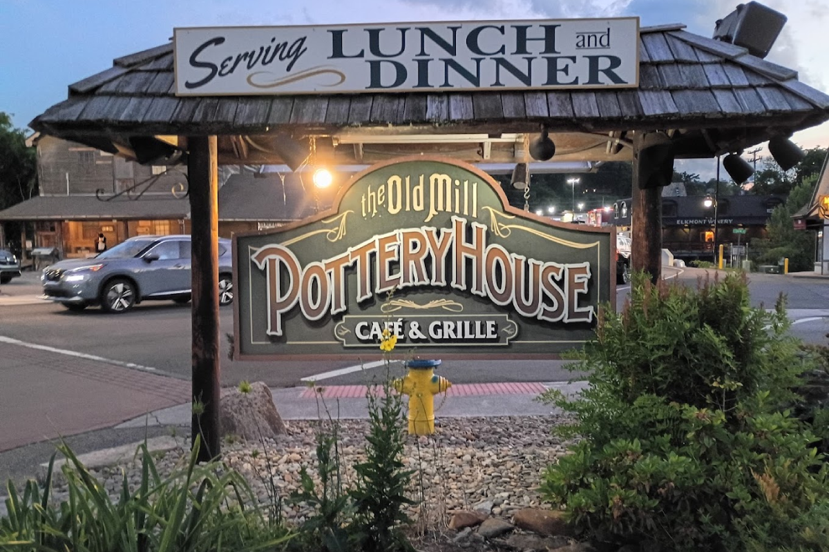 This Charming Tennessee Café Serves Southern Favorites in a Storybook Setting
