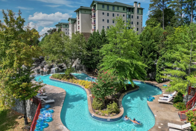 This Hidden Lazy River Condo In Tennessee Feels Like A Mountain Resort Escape