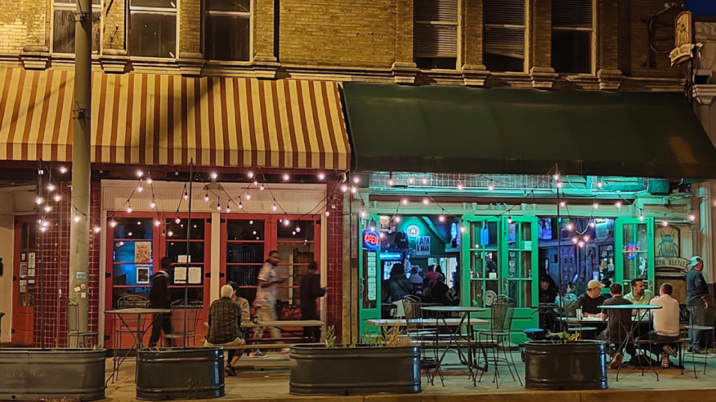This Old-School Tennessee Tavern Has Been Grilling Legendary Burgers Since 1939