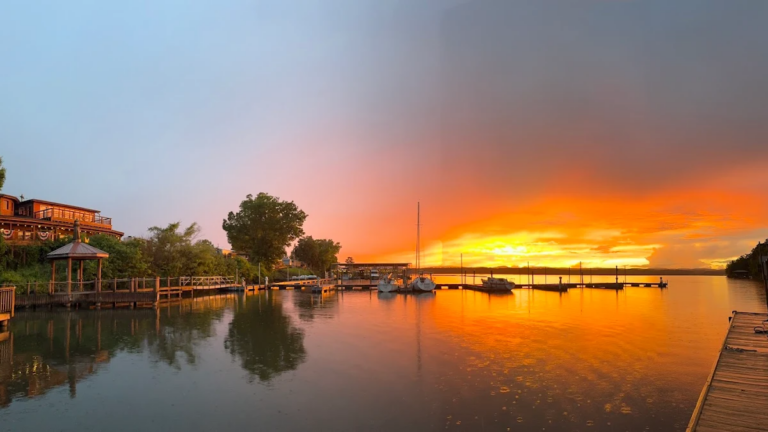 This Quiet Tennessee Lake Town Is The Hidden Gem Most Travelers Miss